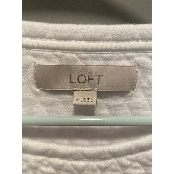 LOFT Quilted 3/4 Sleeve Blouse with Shirt Hem | Size M - Picture 2 of 7